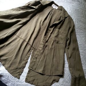 Cloth and Stone Anthropologie shirt